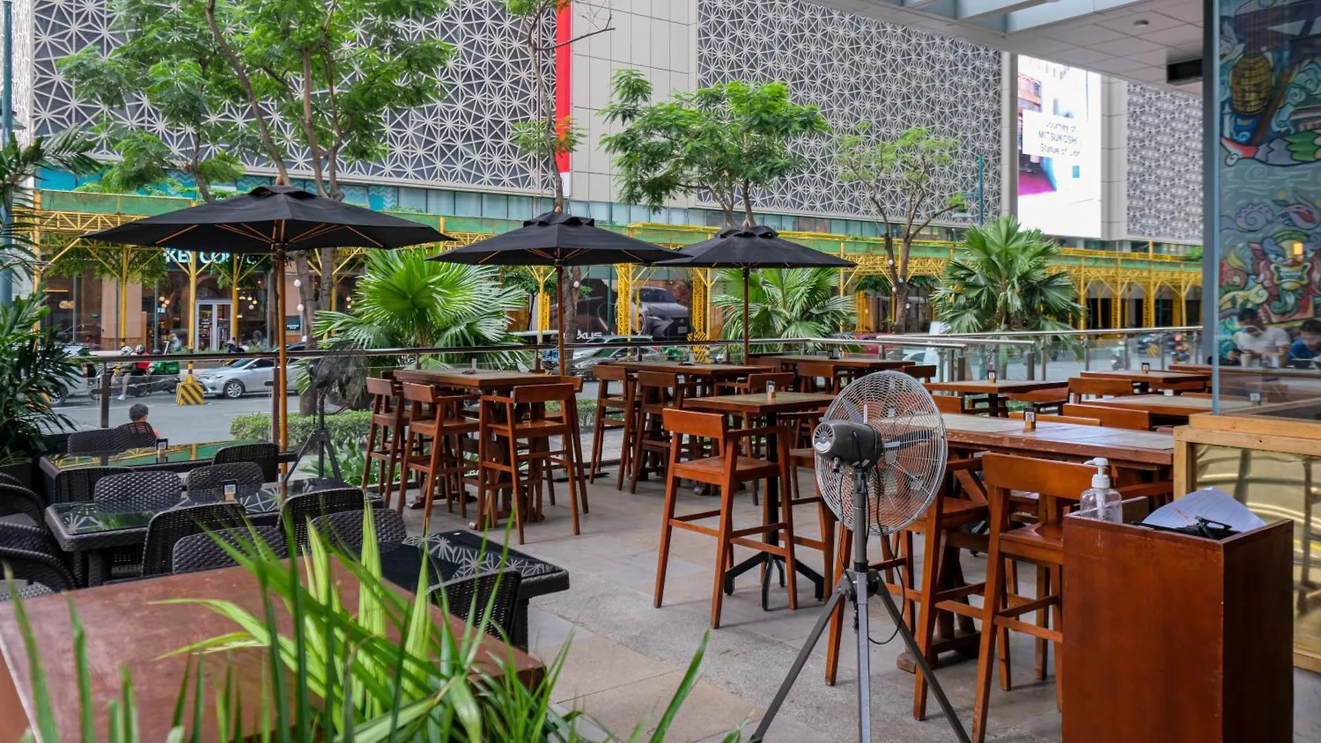2Br In Uptown Parksuites Bgc With Balcony And Bathtub Taguig Philippines