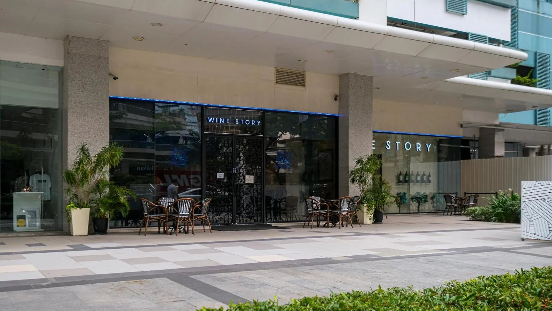 2Br In Uptown Parksuites Bgc With Balcony And Bathtub Taguig Aparthotel