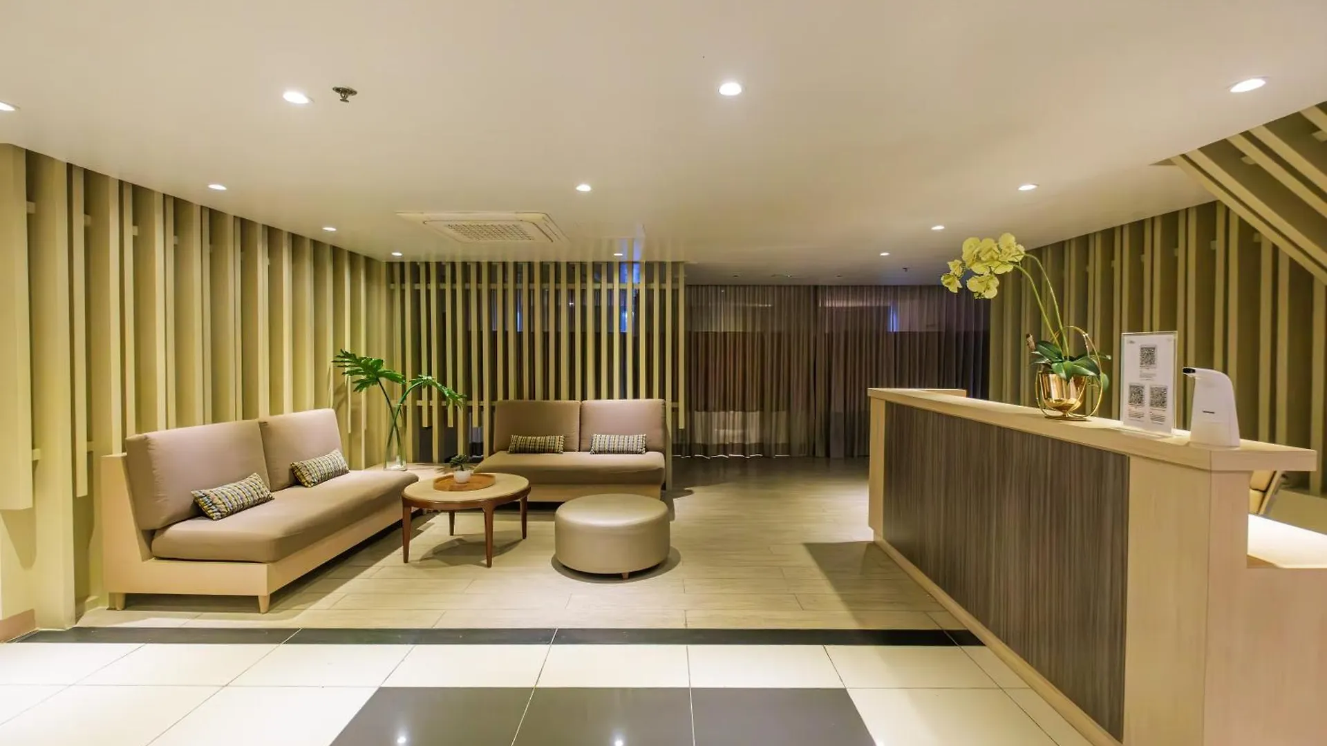 2Br In Uptown Parksuites Bgc With Balcony And Bathtub Taguig Aparthotel