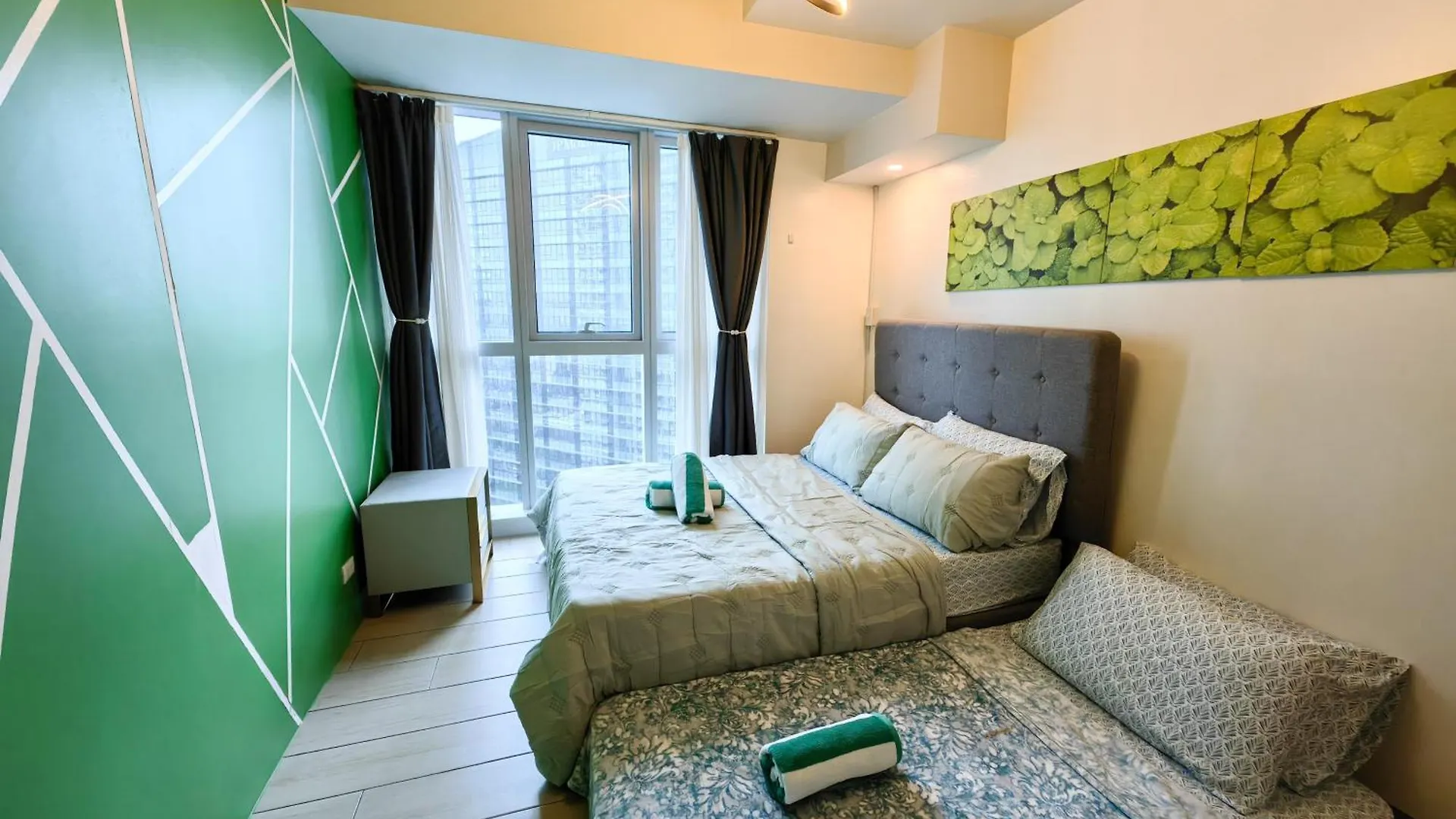 Aparthotel 2Br In Uptown Parksuites Bgc With Balcony And Bathtub Taguig Philippines