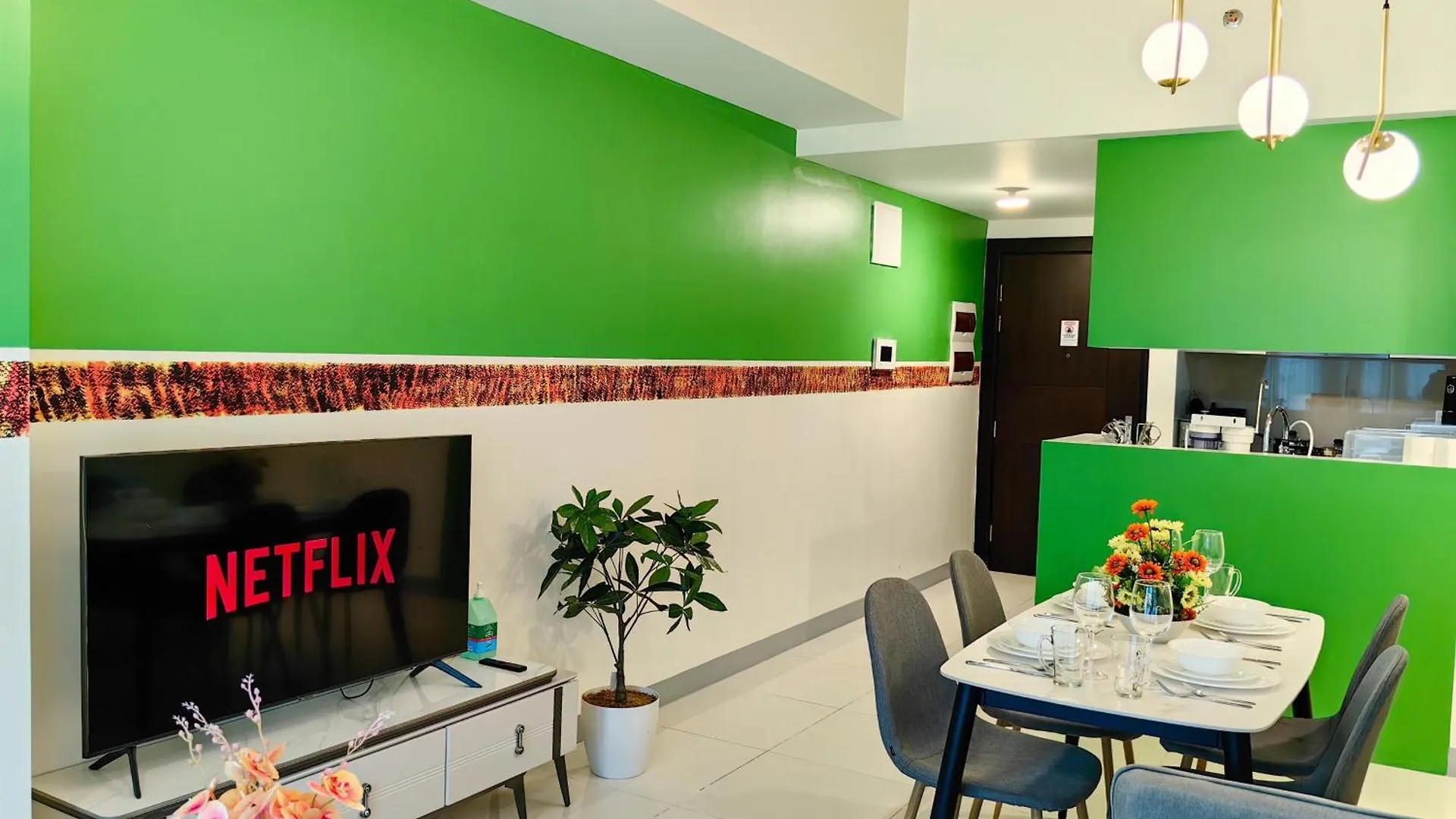 2Br In Uptown Parksuites Bgc With Balcony And Bathtub Taguig Aparthotel
