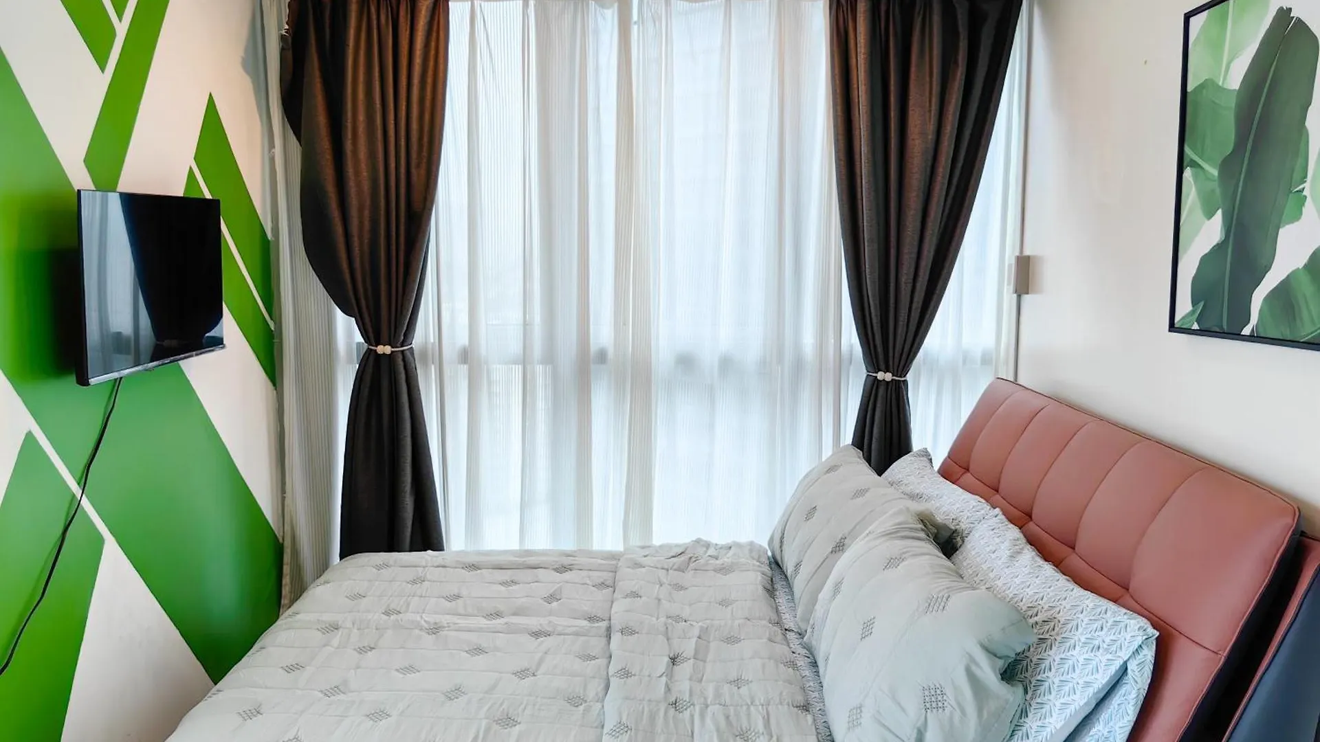 Aparthotel 2Br In Uptown Parksuites Bgc With Balcony And Bathtub Taguig Philippines