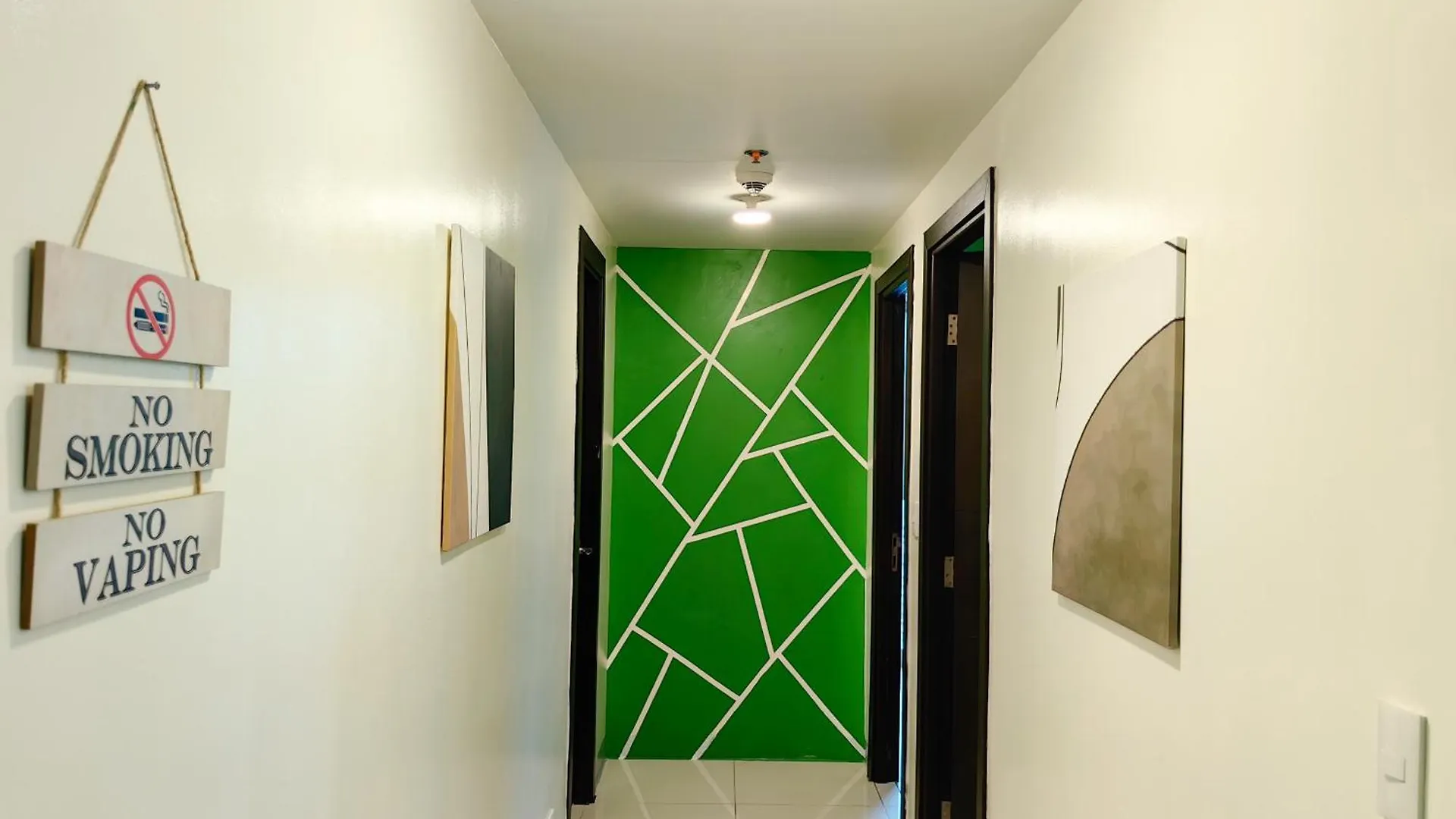 2Br In Uptown Parksuites Bgc With Balcony And Bathtub Taguig Aparthotel